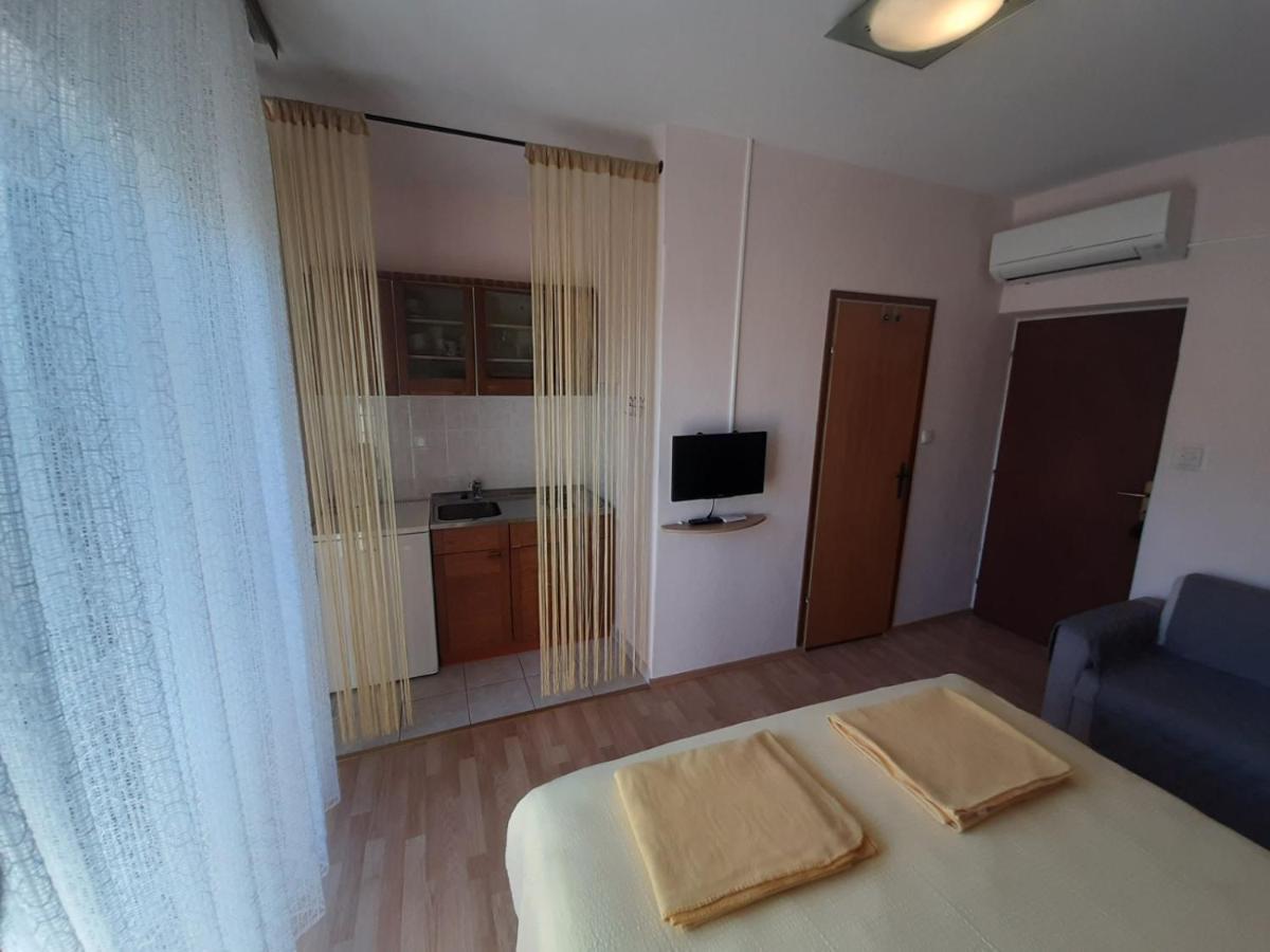Apartment Spanjol Anka Раб Экстерьер фото