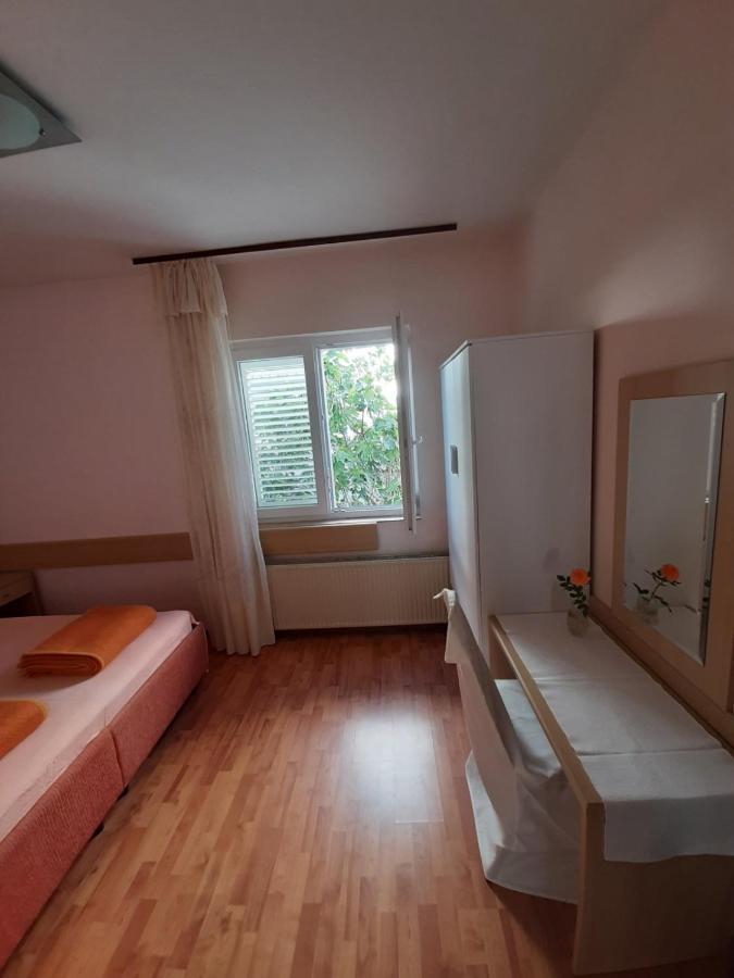 Apartment Spanjol Anka Раб Экстерьер фото