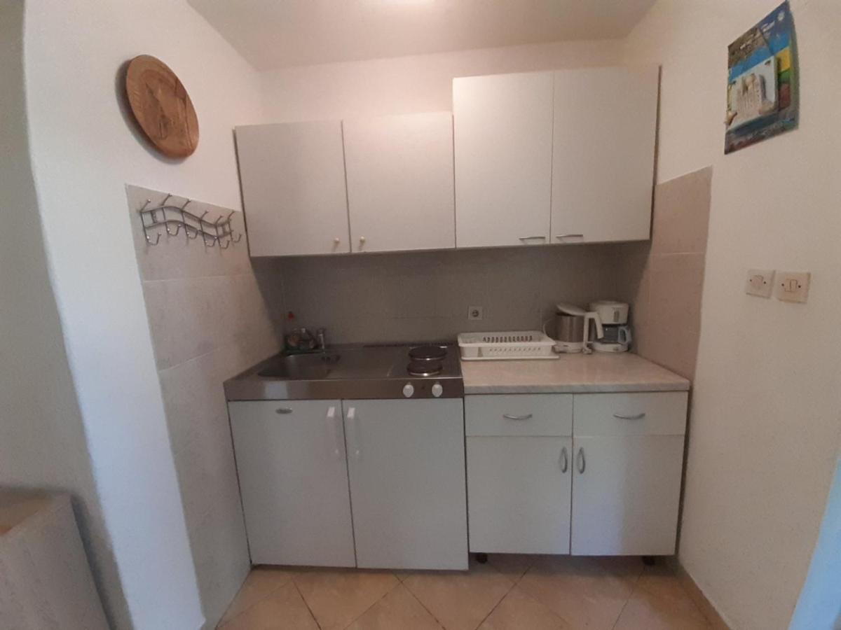 Apartment Spanjol Anka Раб Экстерьер фото